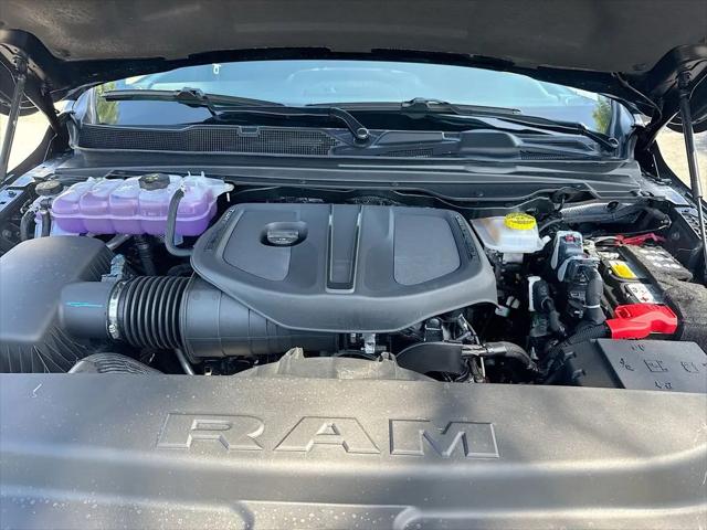 2026 Ram 1500 Express Crew Cab 4x4 57 Box