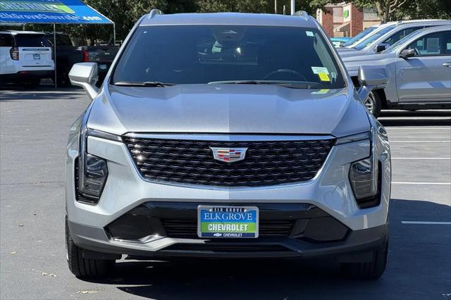 2025 Cadillac XT4 FWD Premium Luxury