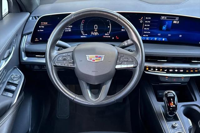 2025 Cadillac XT4 FWD Premium Luxury