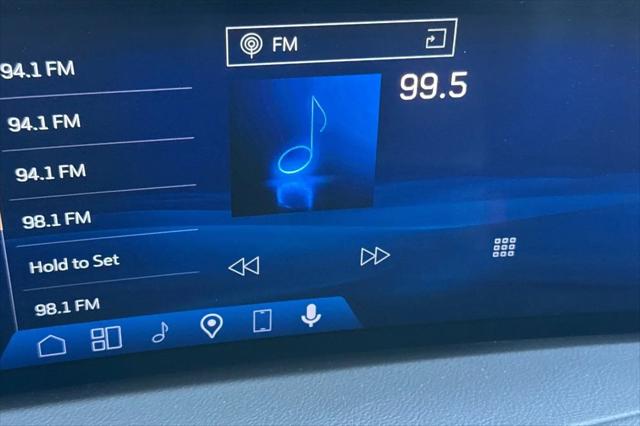 2025 Cadillac XT4 FWD Premium Luxury