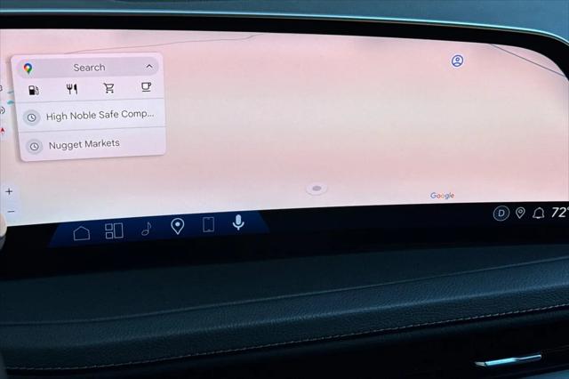 2025 Cadillac XT4 FWD Premium Luxury