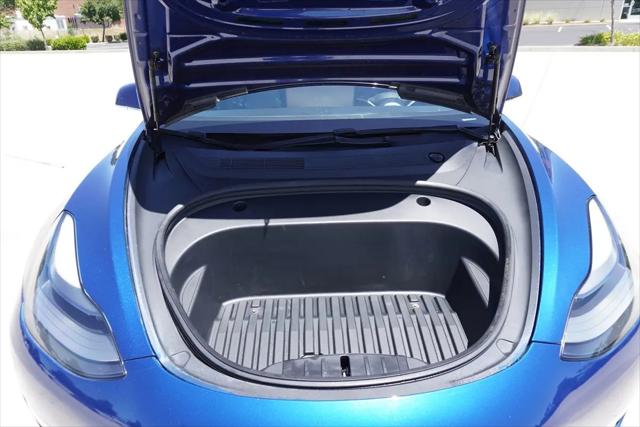 2021 Tesla Model 3 Standard Range Plus Rear-Wheel Drive