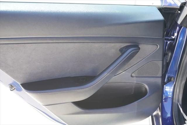 2021 Tesla Model 3 Standard Range Plus Rear-Wheel Drive