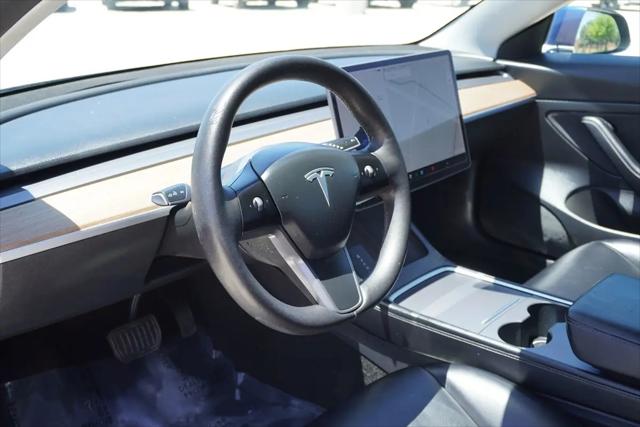 2021 Tesla Model 3 Standard Range Plus Rear-Wheel Drive