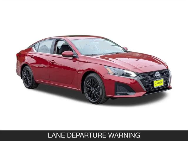 2026 Nissan Altima SV FWD