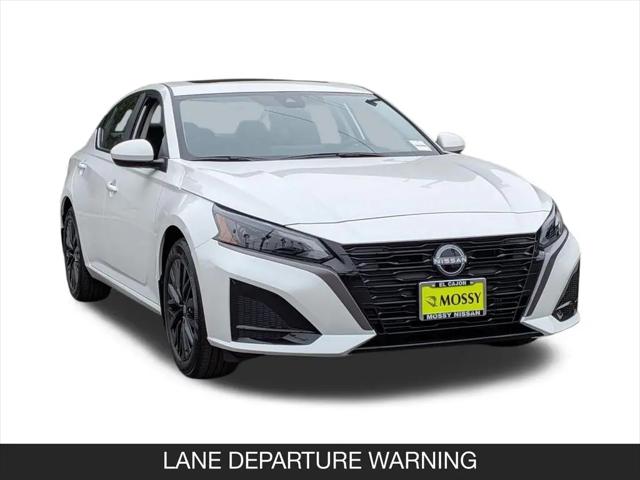 2026 Nissan Altima SV FWD