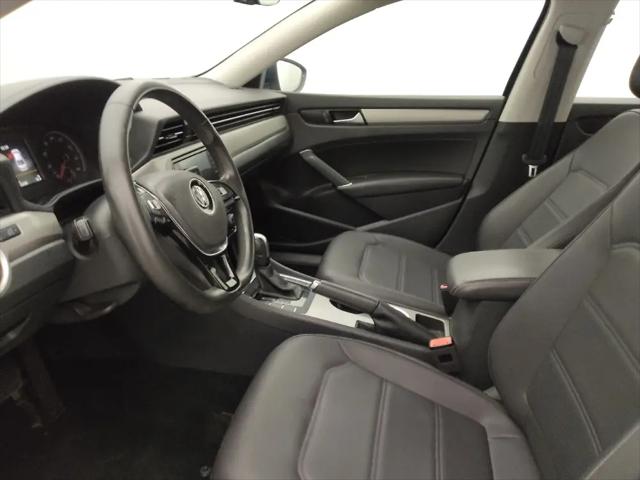 2022 Volkswagen Passat 2.0T SE