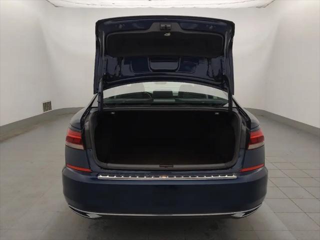 2022 Volkswagen Passat 2.0T SE