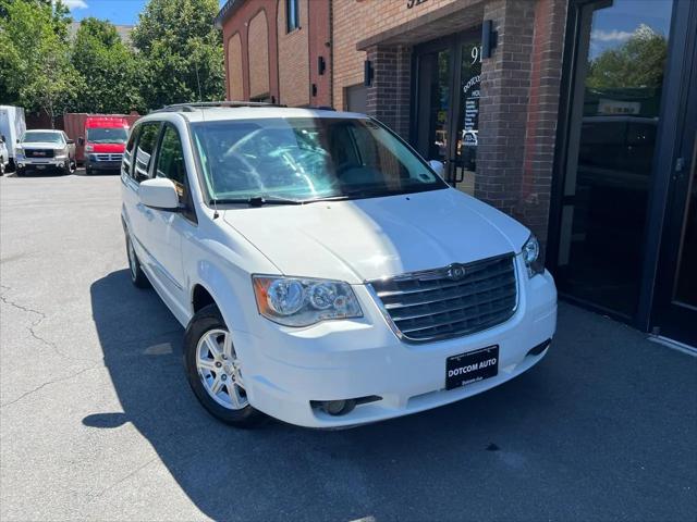 2009 Chrysler Town & Country Touring