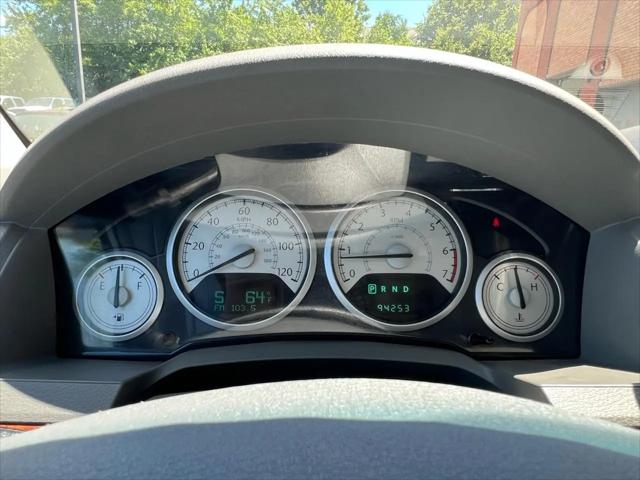 2009 Chrysler Town & Country Touring