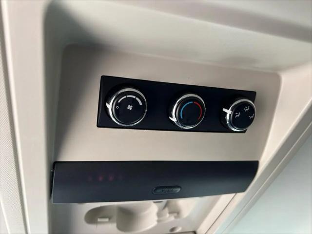 2009 Chrysler Town & Country Touring