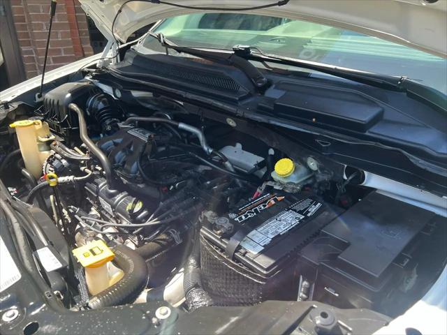 2009 Chrysler Town & Country Touring