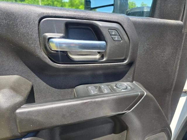 2024 Chevrolet Silverado 2500HD 4WD Crew Cab Standard Bed Custom