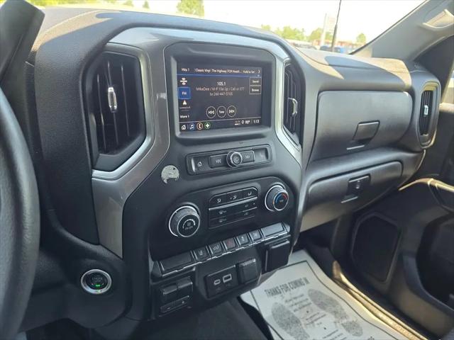 2024 Chevrolet Silverado 2500HD 4WD Crew Cab Standard Bed Custom