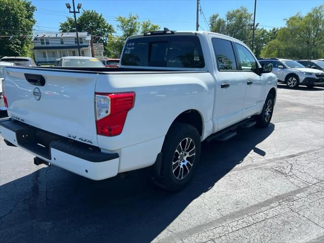 2023 Nissan Titan Crew Cab SV 4x4