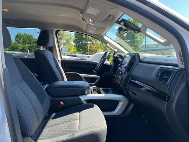 2023 Nissan Titan Crew Cab SV 4x4