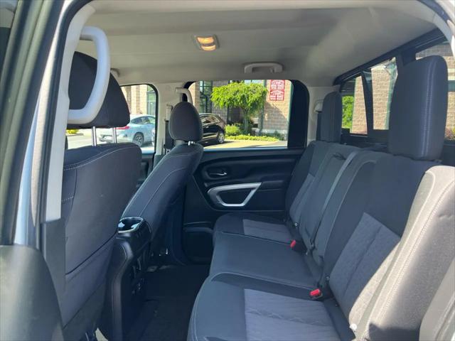 2023 Nissan Titan Crew Cab SV 4x4