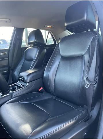 2016 Chrysler 300 Limited