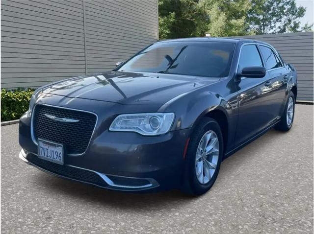 2016 Chrysler 300 Limited