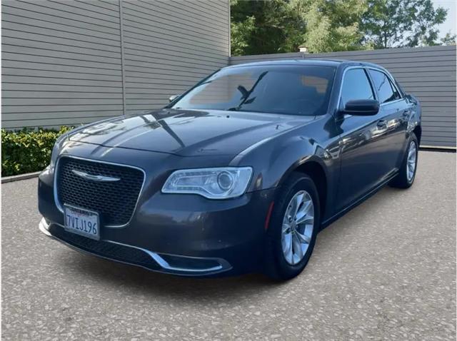 2016 Chrysler 300 Limited