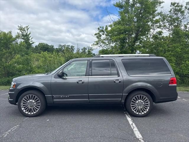 2015 Lincoln Navigator L Standard