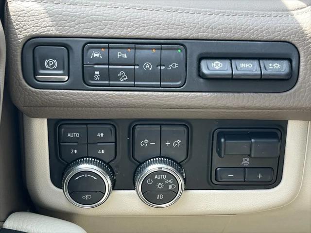 2021 GMC Yukon 4WD Denali
