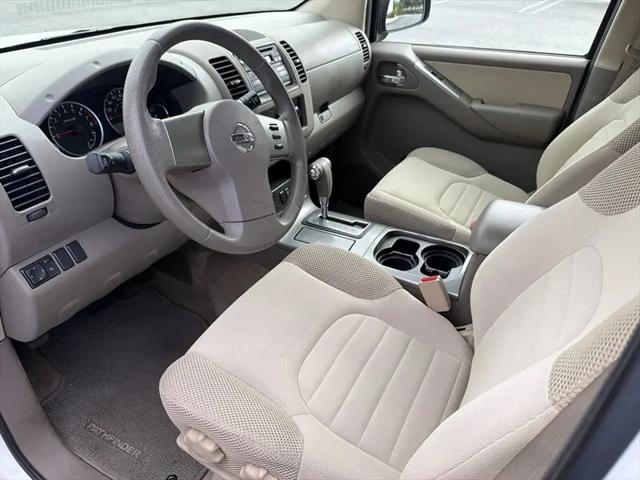 2012 Nissan Pathfinder S