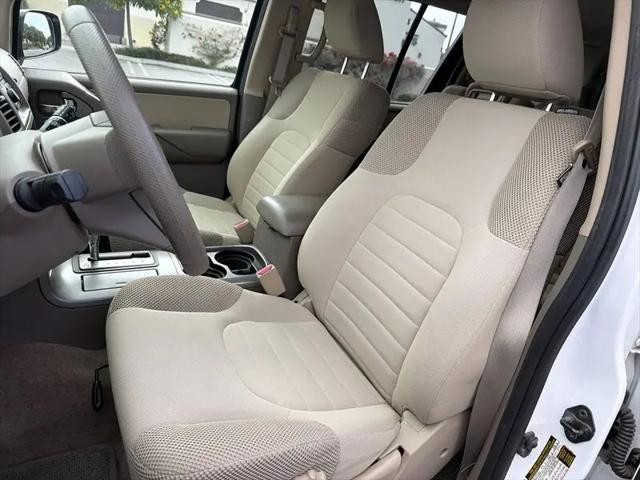 2012 Nissan Pathfinder S