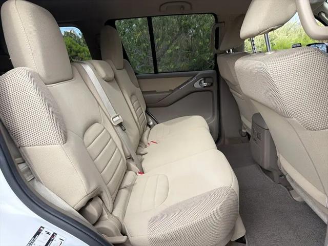 2012 Nissan Pathfinder S