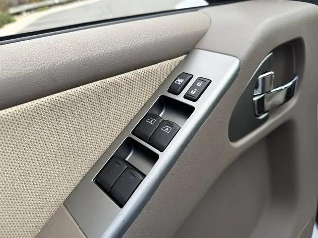 2012 Nissan Pathfinder S