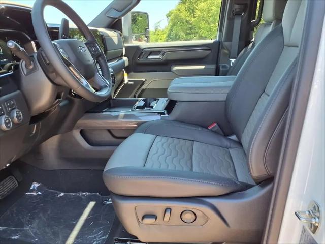 2026 Chevrolet Silverado 2500HD Crew Cab, Standard Bed, XR2, 4WD