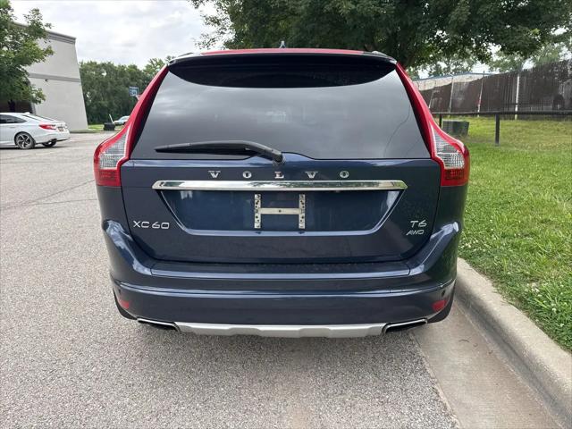 2015 Volvo XC60 T6 Platinum