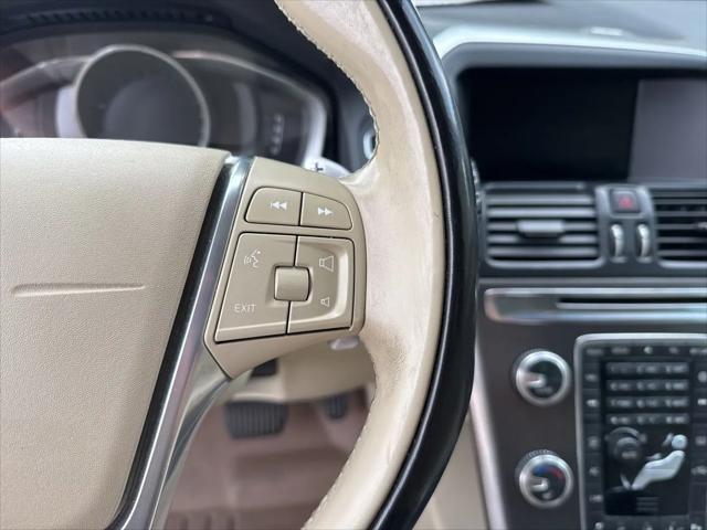 2015 Volvo XC60 T6 Platinum
