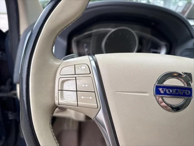 2015 Volvo XC60 T6 Platinum