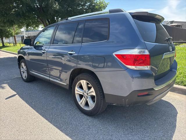 2013 Toyota Highlander Limited V6