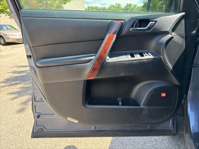 2013 Toyota Highlander Limited V6