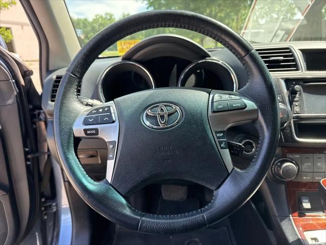 2013 Toyota Highlander Limited V6