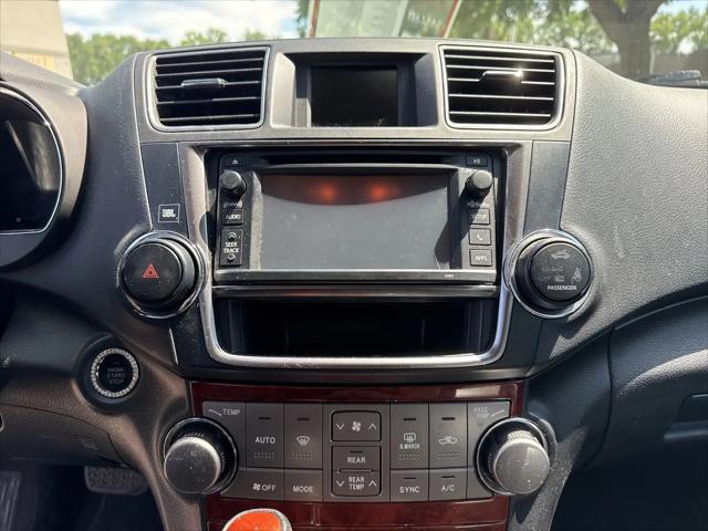 2013 Toyota Highlander Limited V6