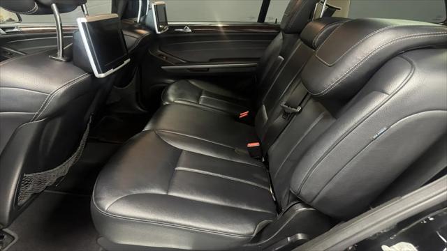 2011 Mercedes-Benz GL 4MATIC