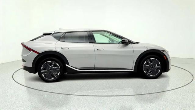 2025 Kia EV6 Light Long Range RWD