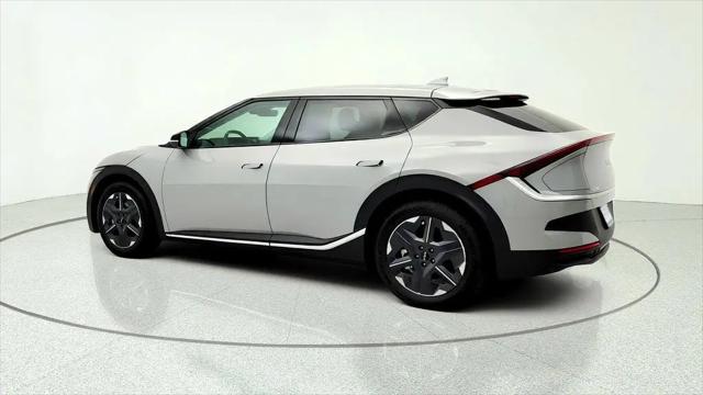 2025 Kia EV6 Light Long Range RWD