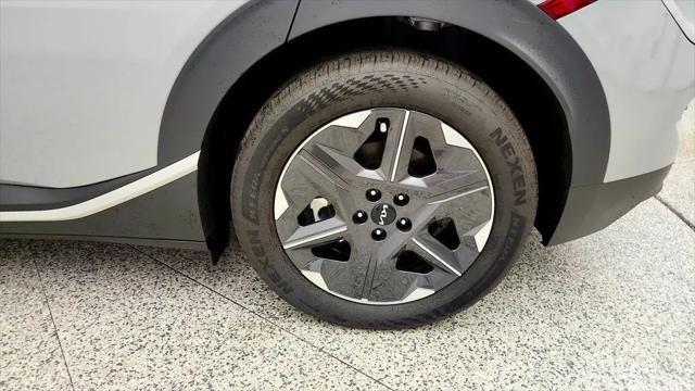 2025 Kia EV6 Light Long Range RWD