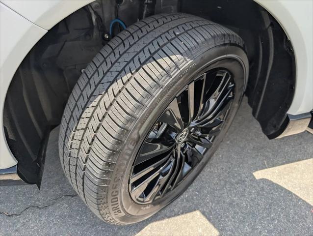 2024 Toyota Venza Nightshade Edition