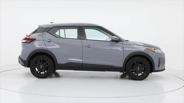 2023 Nissan Kicks SV Xtronic CVT