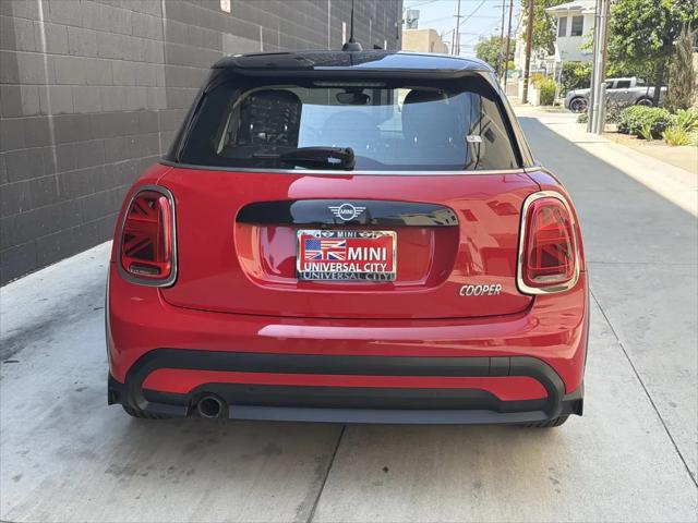 2022 MINI Hardtop Cooper