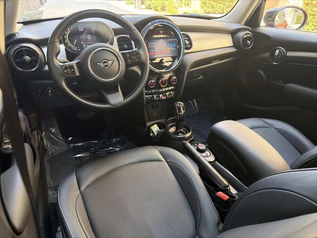 2022 MINI Hardtop Cooper