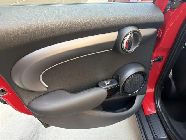 2022 MINI Hardtop Cooper