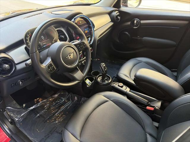 2022 MINI Hardtop Cooper