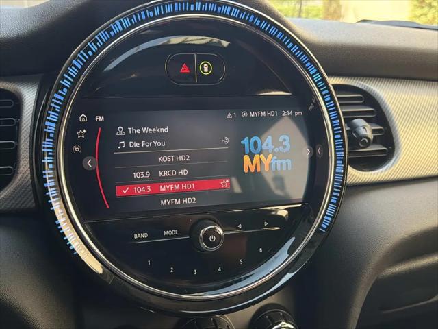 2022 MINI Hardtop Cooper