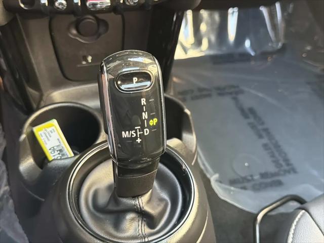 2022 MINI Hardtop Cooper